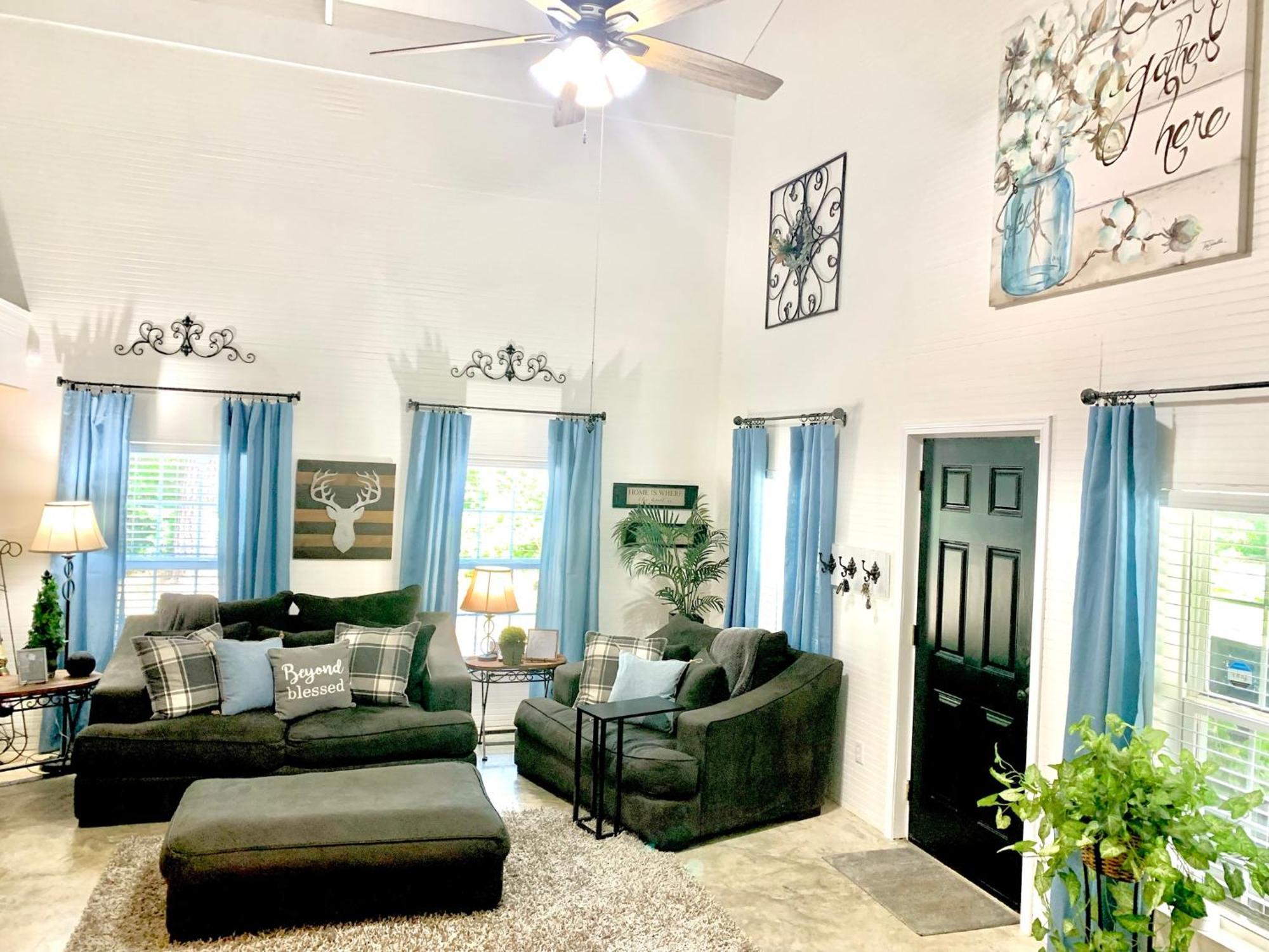 A Tranquil Retreat Loaded With Ambiance! Sleeps 10 Villa Platt ภายนอก รูปภาพ